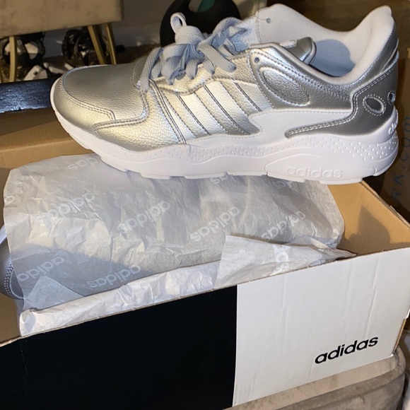 Adidas Crazy Chaos - Picture 1 of 9